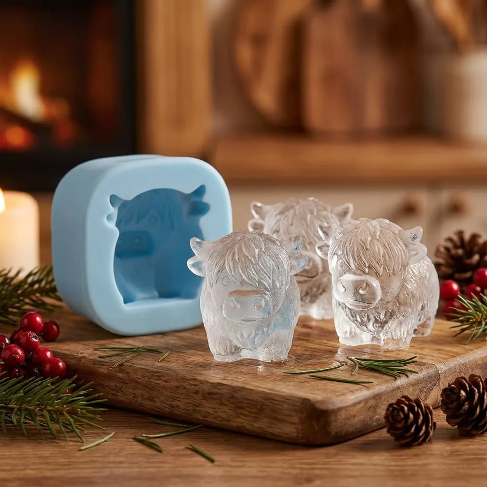 6-Cavity Mini Highland Cow Ice Cube & Dessert Mold