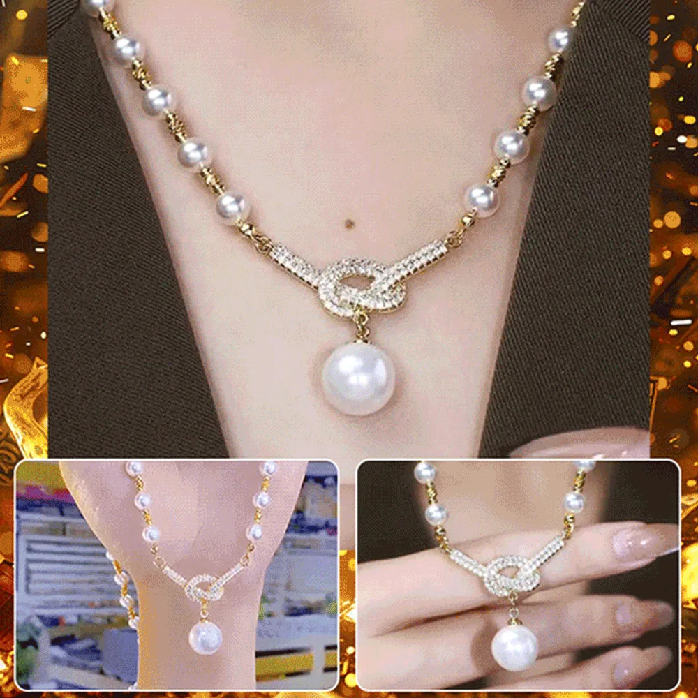 Women’s Pearl Necklace