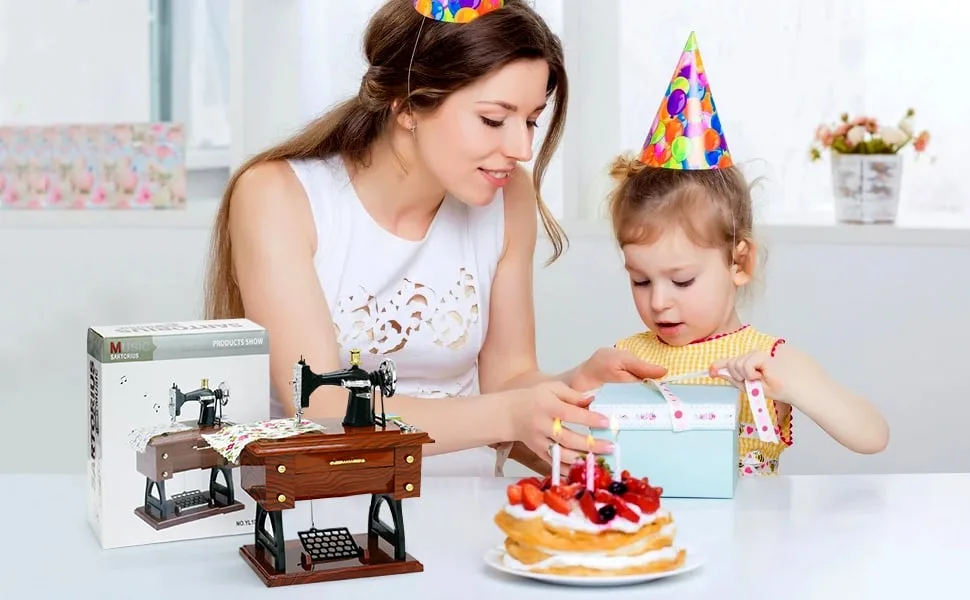 Wood Mini Sewing Machine Music Box
