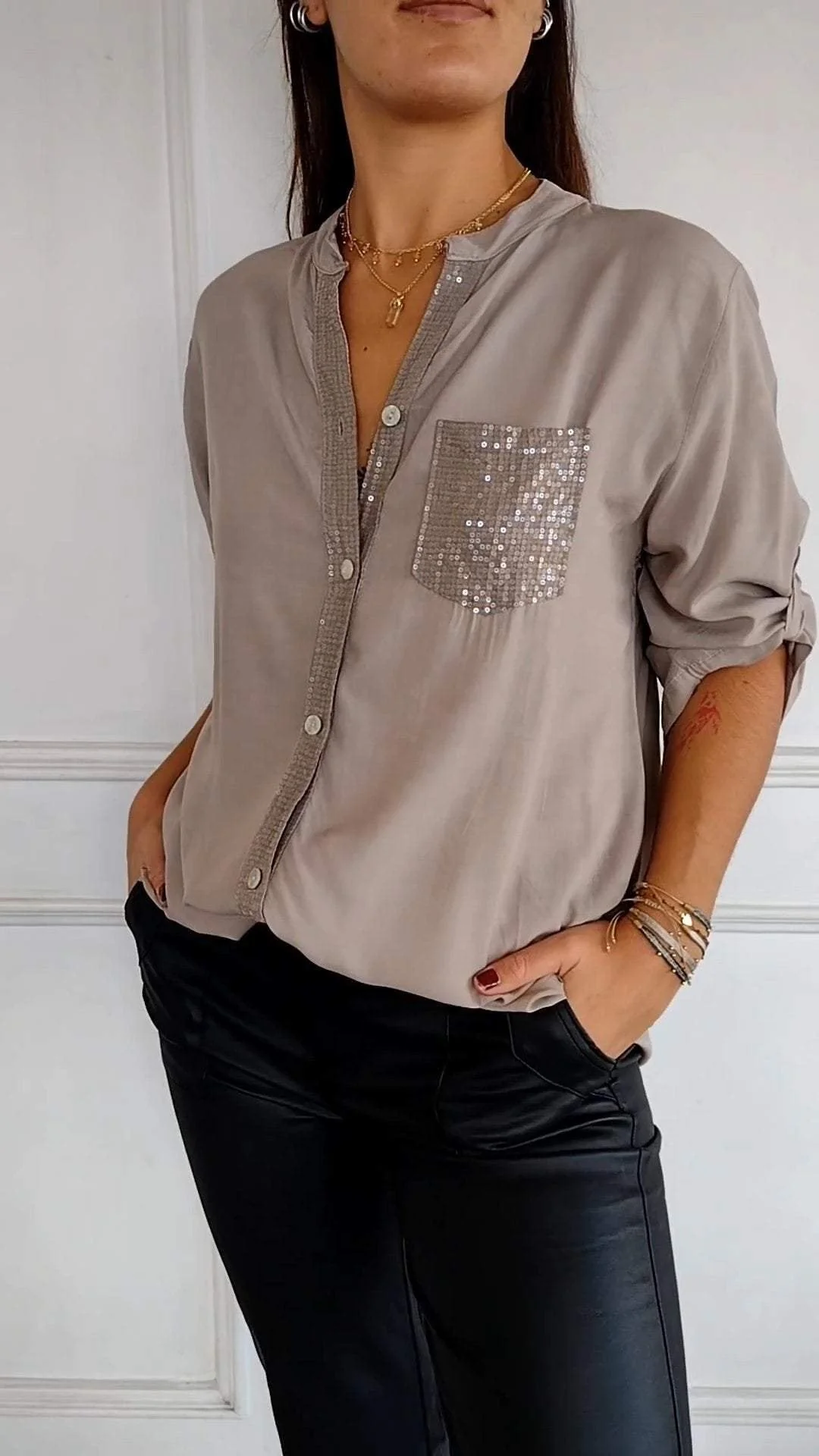 🔥2025 HOT SALE🌸Cotton V-neck Sequin Mid-sleeve Casual Top - Image 3