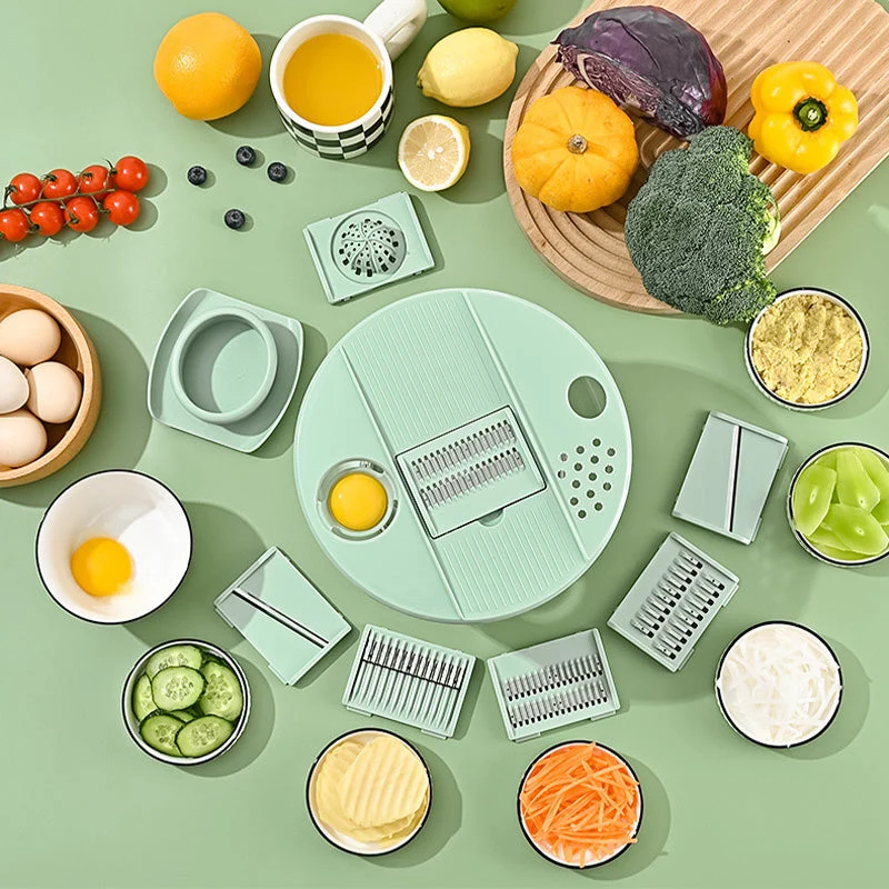 9-in-1 Multifunctional Large Capacity Salad Spinner & Slicer - Image 3