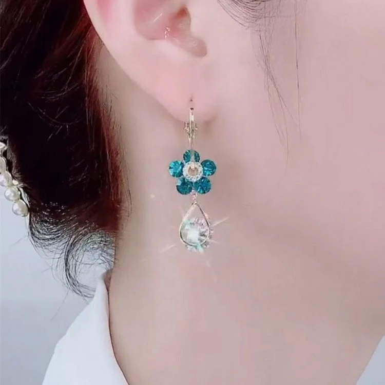 💖 Fashion Flower Crystal Earrings - Image 7